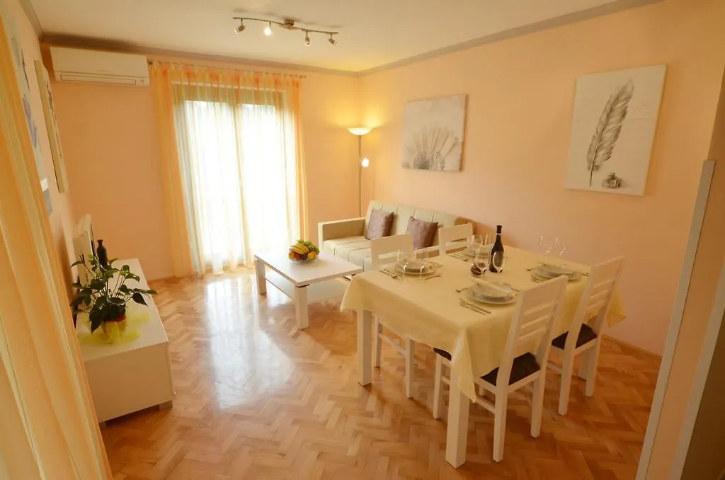 Apartments Benussi 1045 0*, Rovinj Croatia